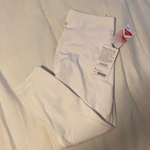 Athleta fearless mudra Capri